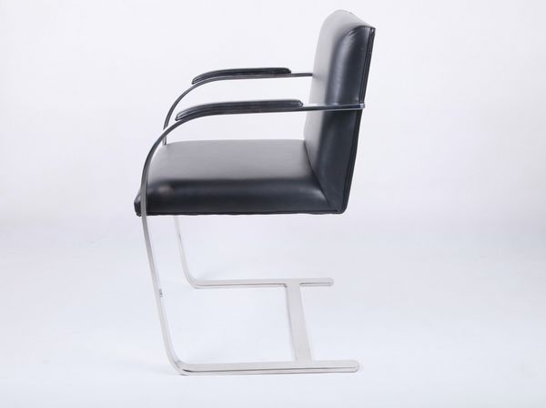 Brno Flat Chair with arms by Ludwig Mies van der Rohe[2]