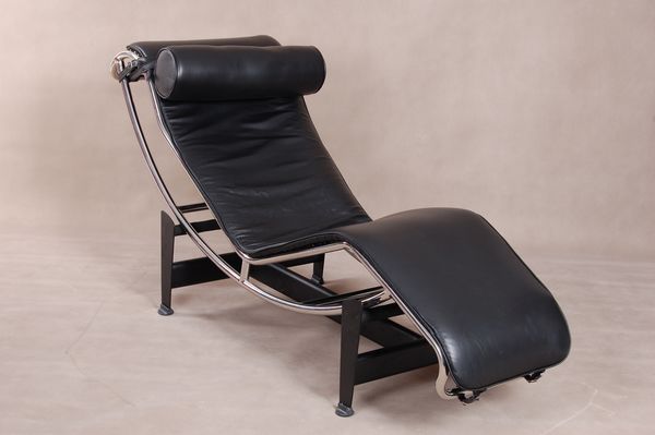 LC4 Loung Chair.1.JPG